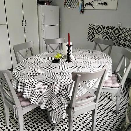 Casa Cizi * Calimanesti